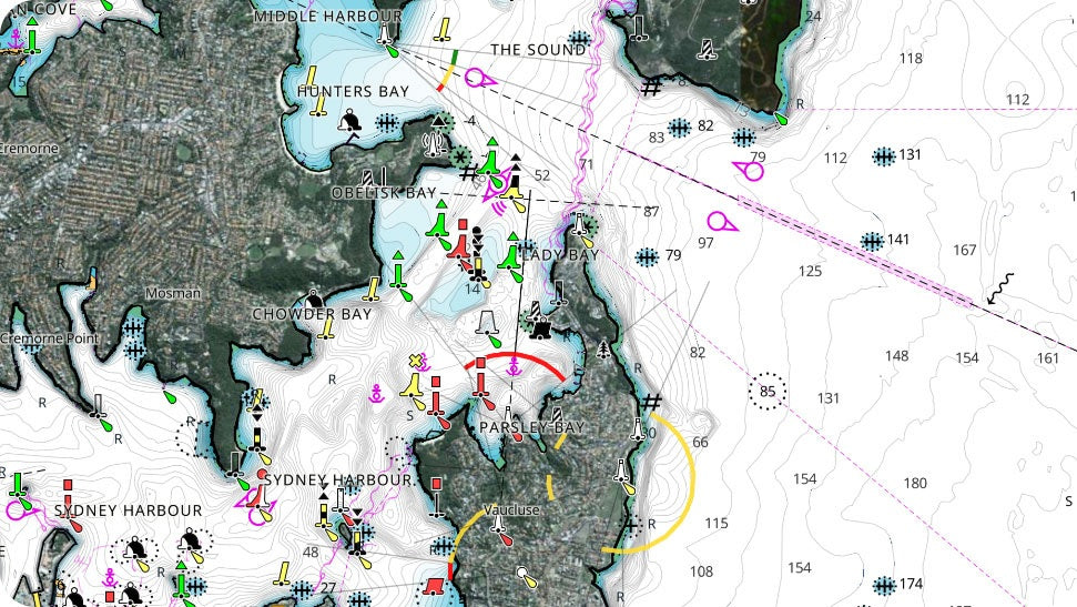 C-MAP Reveal X Inland US Lakes South East microSD