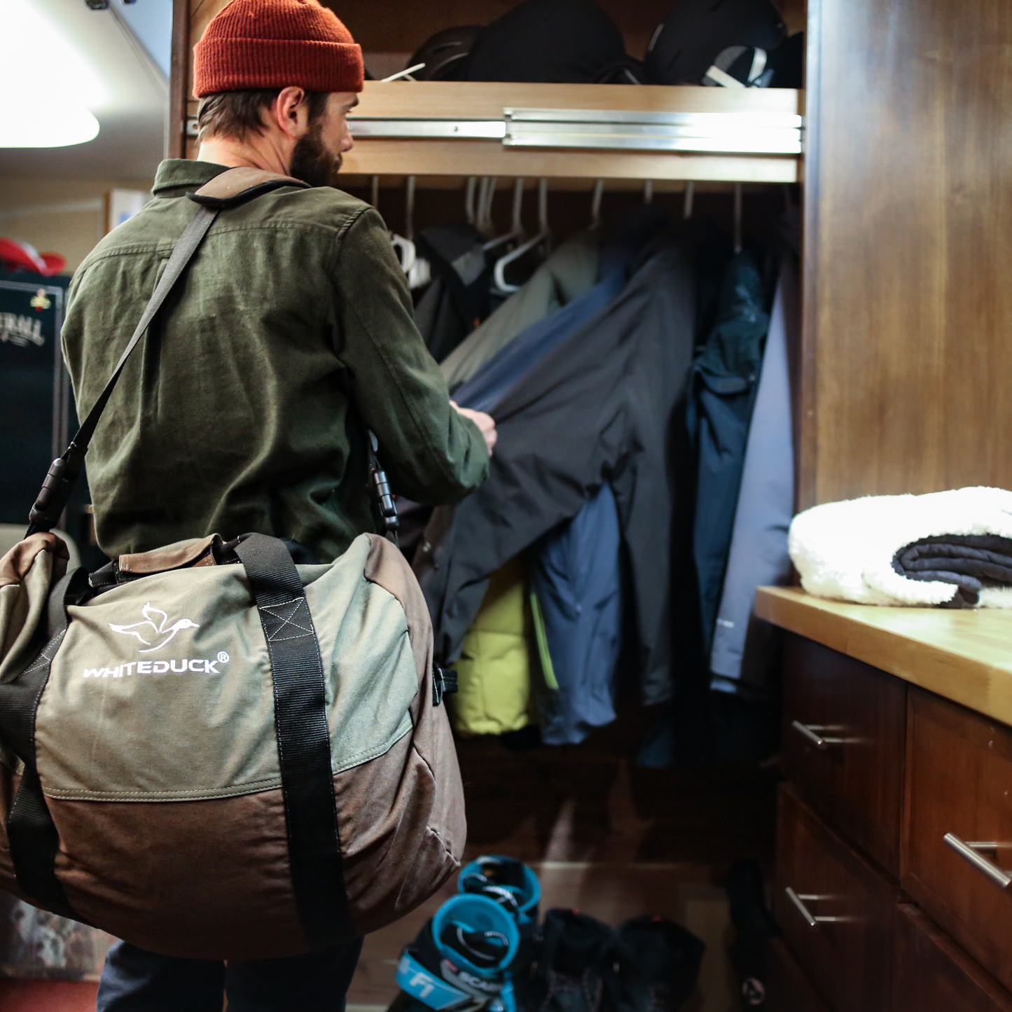 Filios Canvas Duffel Bag