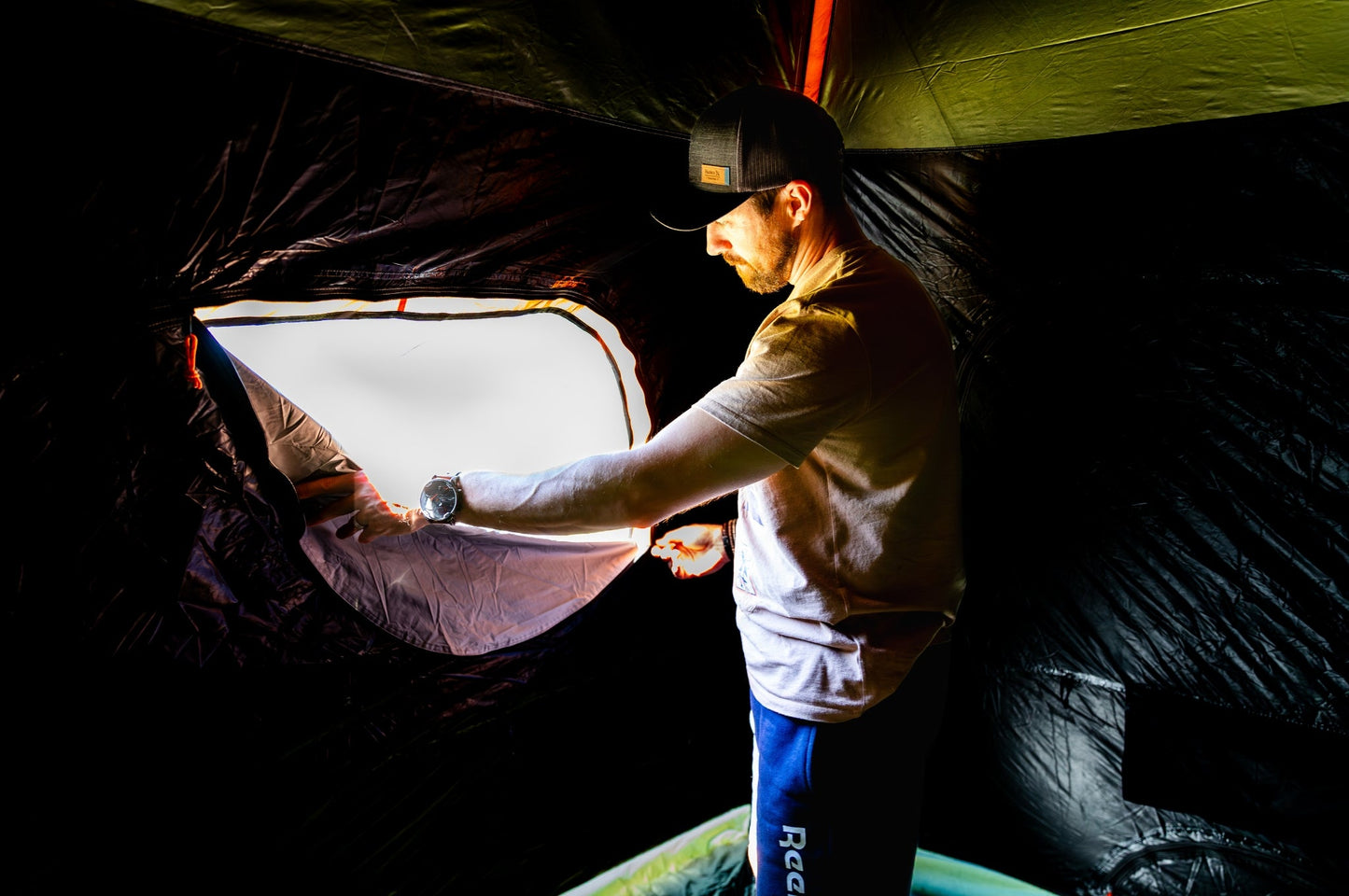 NOIR 6 | 6 PERSON BLACKOUT CABIN TENT